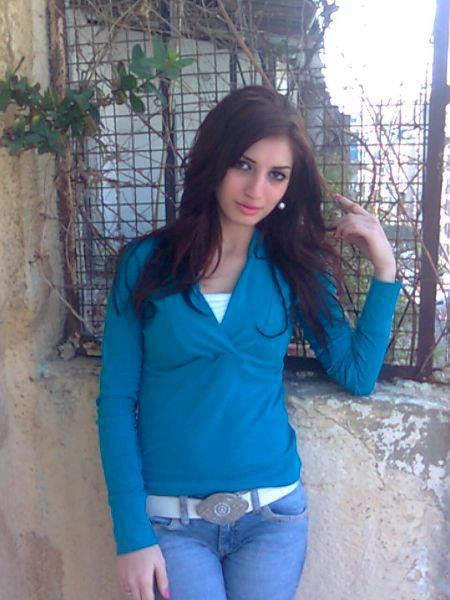          photo Girls Lebanon 2025 do.php?img=1572