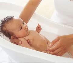 بالصور اسباب وعلاج المغص عند الاطفال صور شرح كيف ينام الطفل وكيف يرضع  2023 do.php?img=3041